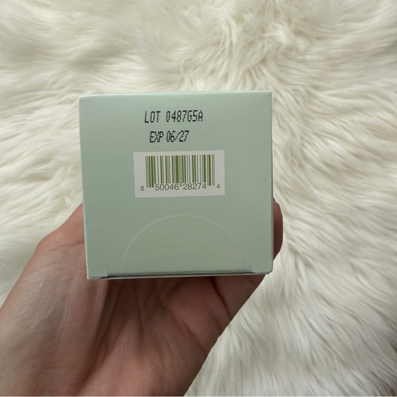 Divi - Picture 2 of 3